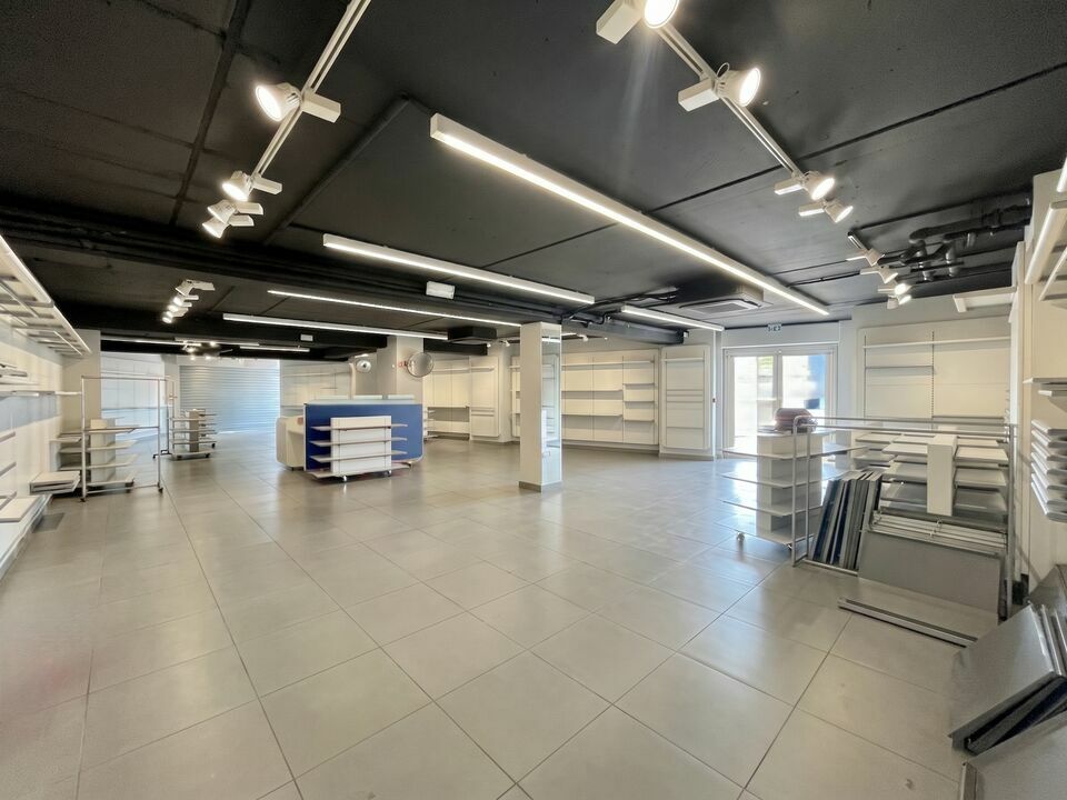 AZUREA COMMERCES   ENTREPRISES LOCATION-LOCAL COMMERCIAL-VILLENEUVE_LOUBET-06