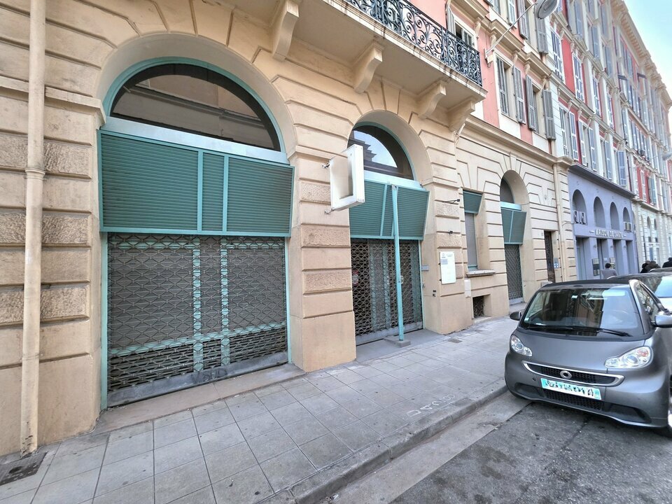 AZUREA COMMERCES   ENTREPRISES LOCATION-LOCAL COMMERCIAL-NICE-06