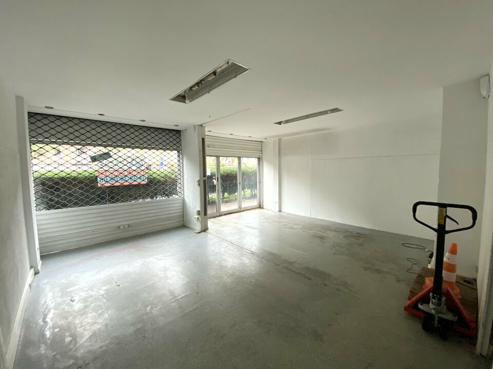 AZUREA COMMERCES   ENTREPRISES VENTE-LOCAL COMMERCIAL-NICE-06