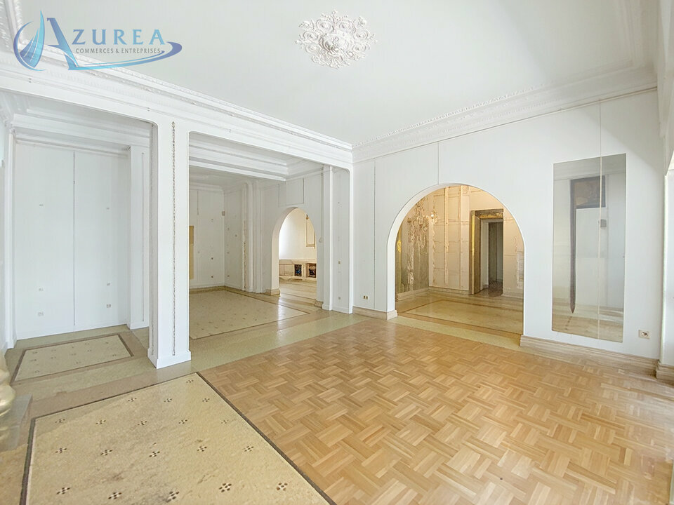AZUREA COMMERCES   ENTREPRISES LOCATION-LOCAL COMMERCIAL-NICE-06