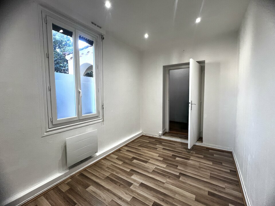 AZUREA COMMERCES   ENTREPRISES LOCATION-BUREAUX-NICE-06