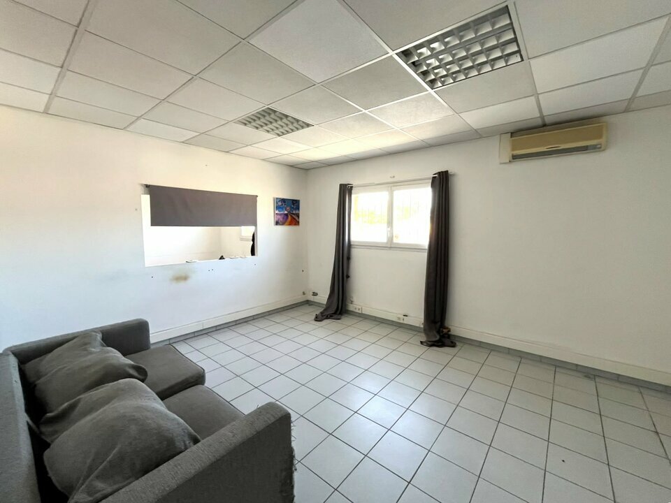 AZUREA COMMERCES   ENTREPRISES LOCATION-BUREAUX-DRAGUIGNAN-83