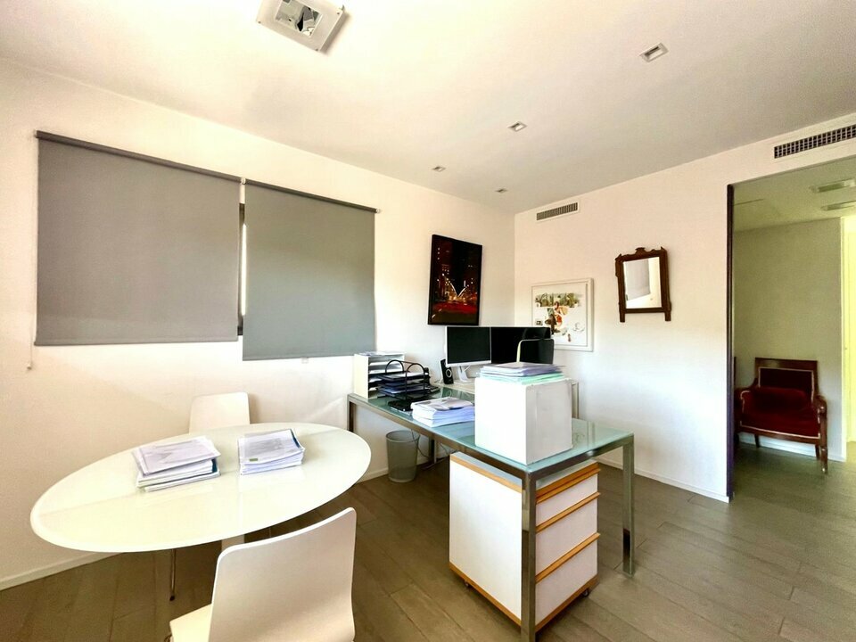 AZUREA COMMERCES   ENTREPRISES LOCATION-BUREAUX-VALBONNE-06