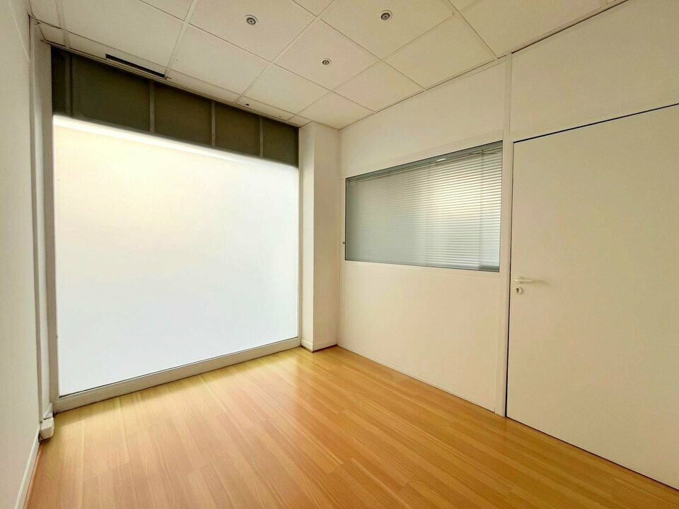 AZUREA COMMERCES   ENTREPRISES LOCATION-BUREAUX-NICE-06