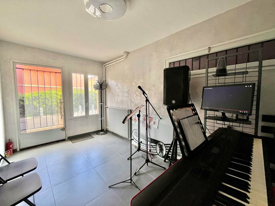AZUREA COMMERCES   ENTREPRISES LOCATION-LOCAL COMMERCIAL-SAINT_LAURENT_DU_VAR-06