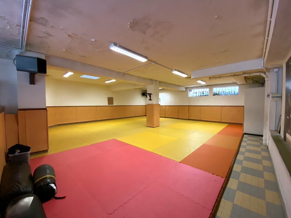 AZUREA COMMERCES   ENTREPRISES LOCATION-LOCAL COMMERCIAL-NICE-06