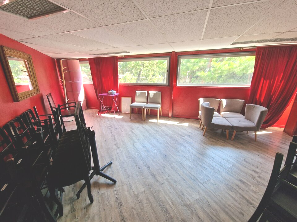 AZUREA COMMERCES   ENTREPRISES LOCATION-BUREAUX-VALLAURIS-06