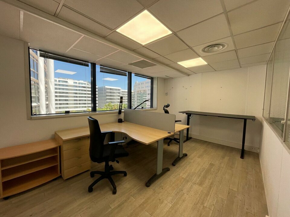 AZUREA COMMERCES   ENTREPRISES LOCATION-BUREAUX-NICE-06