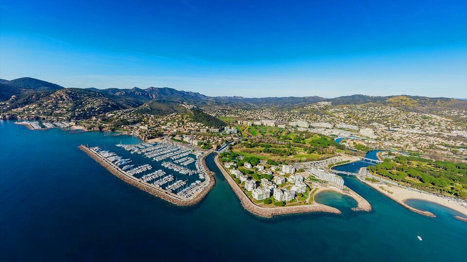 AZUREA COMMERCES   ENTREPRISES VENTE-BUREAUX-CANNES_LA_BOCCA-06