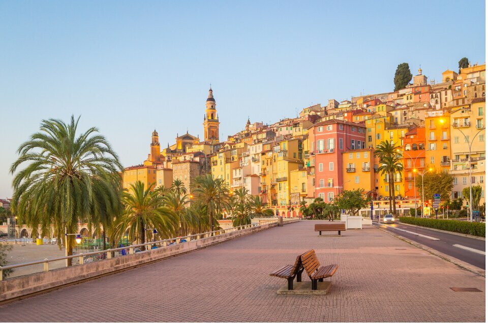 AZUREA COMMERCES   ENTREPRISES VENTE-BUREAUX-MENTON-06