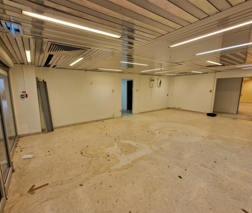 AZUREA COMMERCES   ENTREPRISES VENTE-BUREAUX-NICE-06