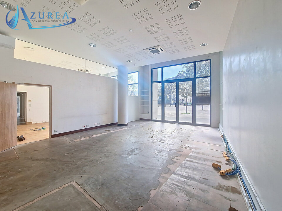 AZUREA COMMERCES   ENTREPRISES LOCATION-LOCAL COMMERCIAL-NICE-06