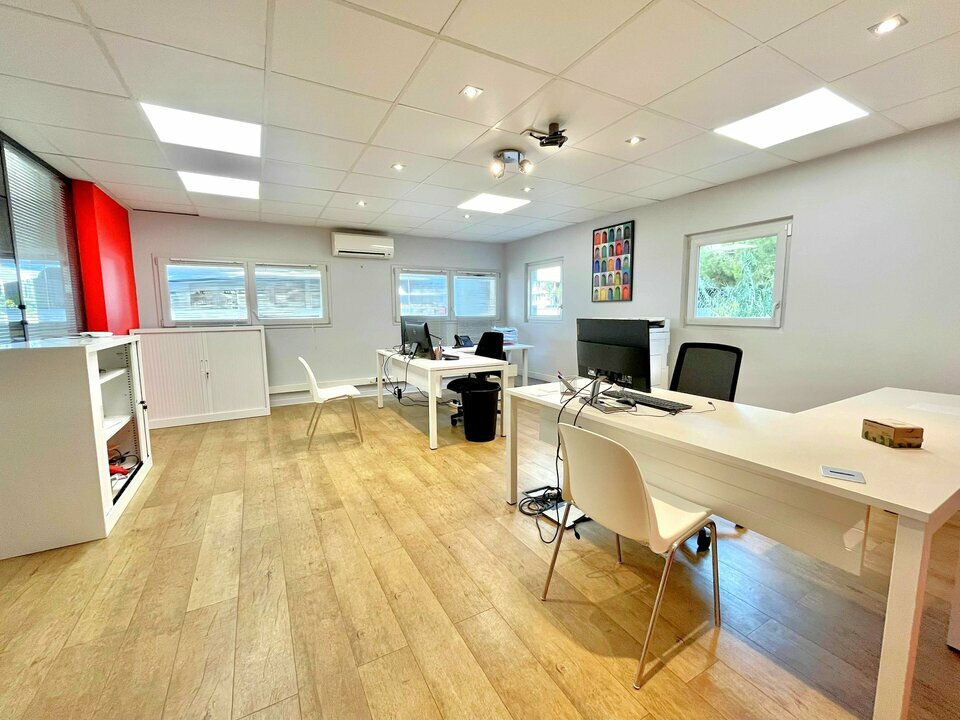 AZUREA COMMERCES   ENTREPRISES VENTE-BUREAUX-NICE-06