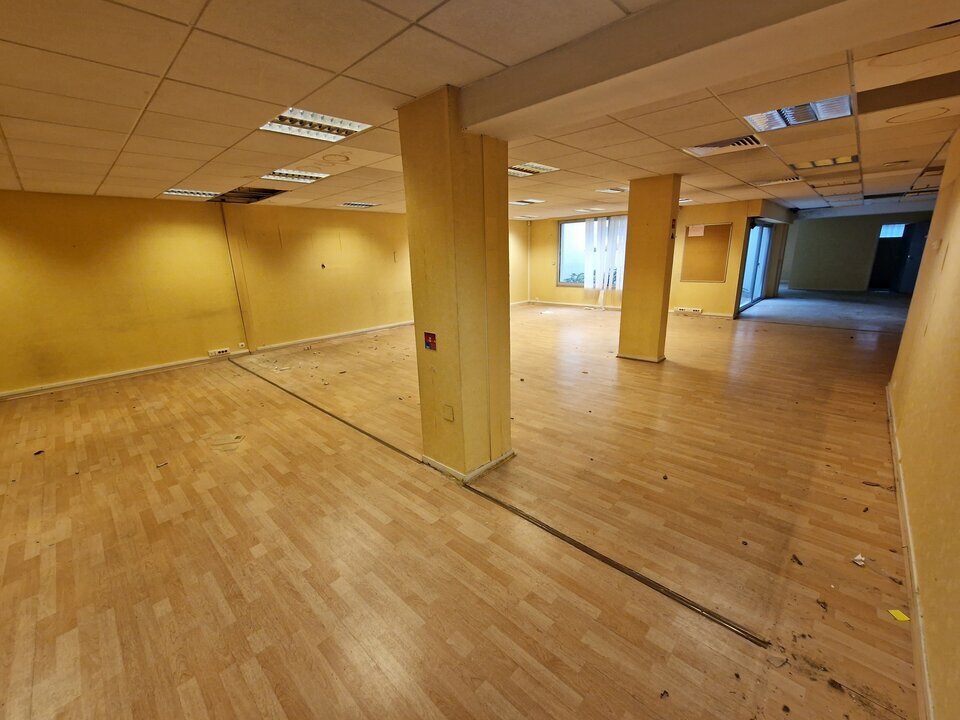 AZUREA COMMERCES   ENTREPRISES VENTE-BUREAUX-NICE-06