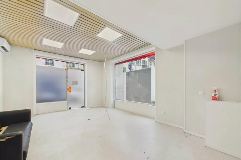 AZUREA COMMERCES   ENTREPRISES LOCATION-LOCAL COMMERCIAL-NICE-06