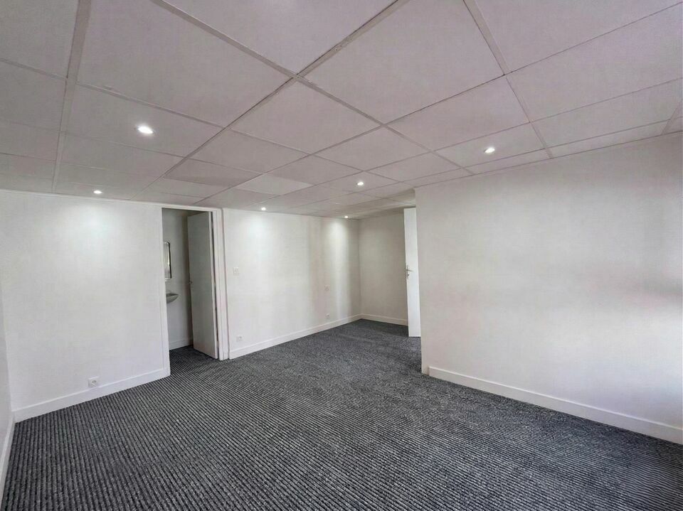 AZUREA COMMERCES   ENTREPRISES LOCATION-BUREAUX-FREJUS-83