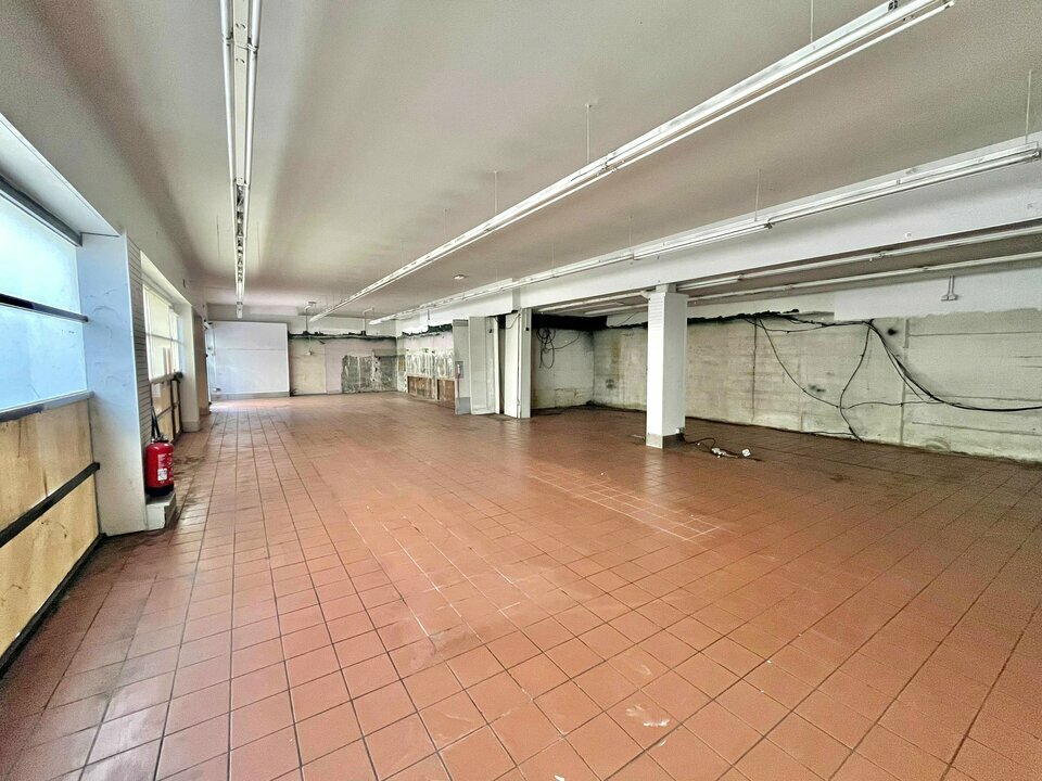 AZUREA COMMERCES   ENTREPRISES LOCATION-LOCAL COMMERCIAL-GRASSE-06