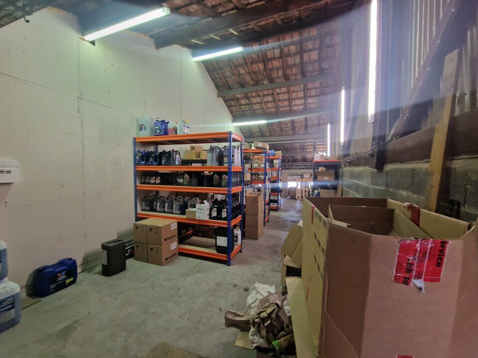 AZUREA COMMERCES   ENTREPRISES LOCATION-ENTREPOT-CAGNES_SUR_MER-06