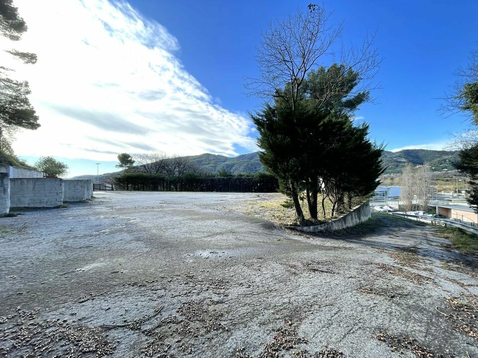 AZUREA COMMERCES   ENTREPRISES LOCATION-TERRAIN-LA_ROQUETTE_SUR_SIAGNE-06