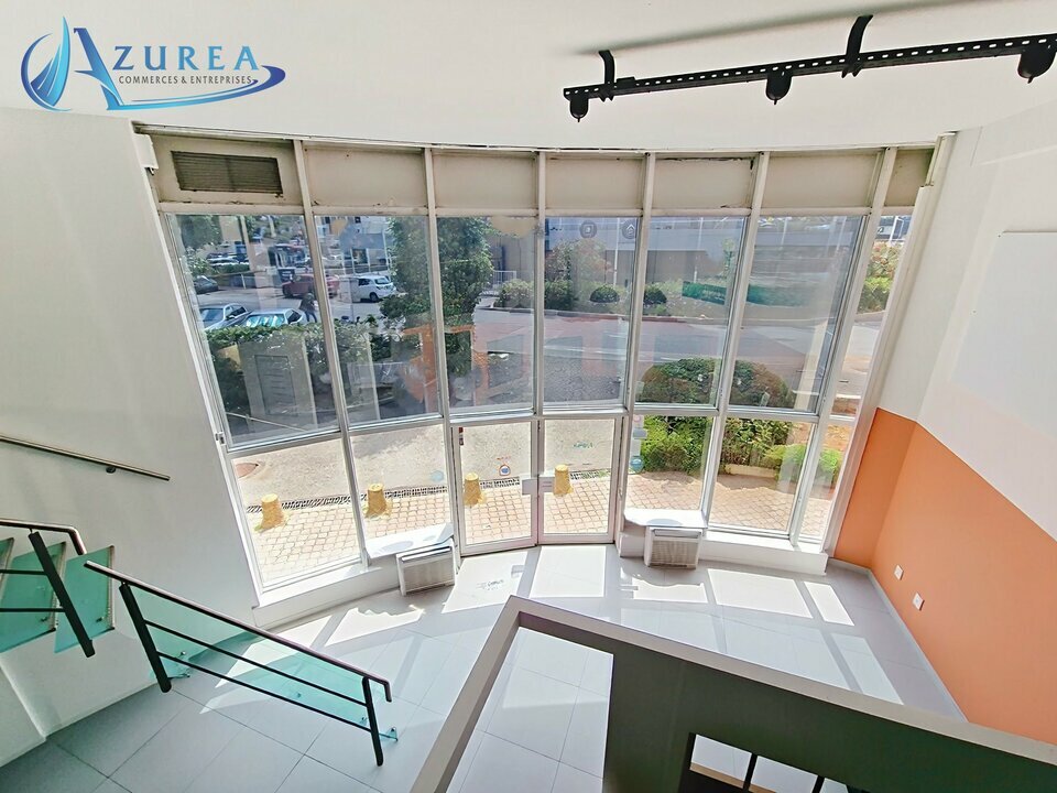 AZUREA COMMERCES   ENTREPRISES LOCATION-LOCAL COMMERCIAL-ANTIBES-06