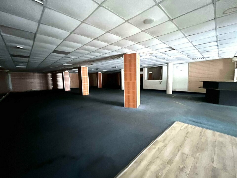 AZUREA COMMERCES   ENTREPRISES LOCATION-LOCAL COMMERCIAL-SAINT_LAURENT_DU_VAR-06