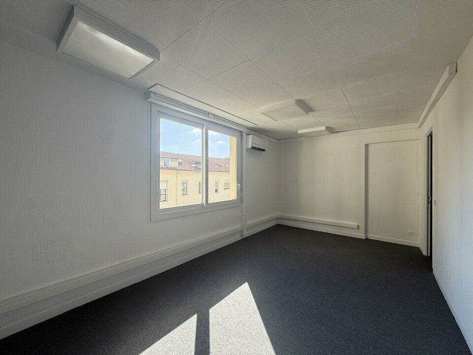 AZUREA COMMERCES   ENTREPRISES LOCATION-BUREAUX-NICE-06