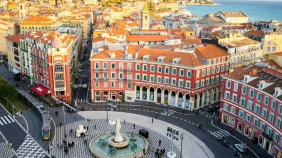 AZUREA COMMERCES   ENTREPRISES VENTE-BUREAUX-NICE-06