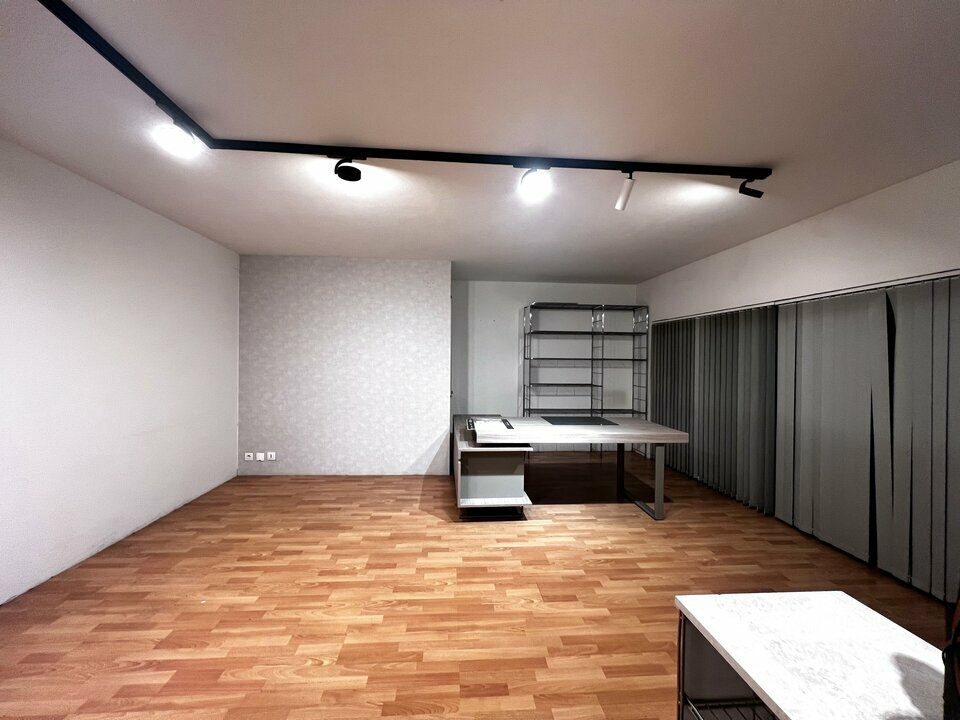 AZUREA COMMERCES   ENTREPRISES LOCATION-BUREAUX-MOUGINS-06