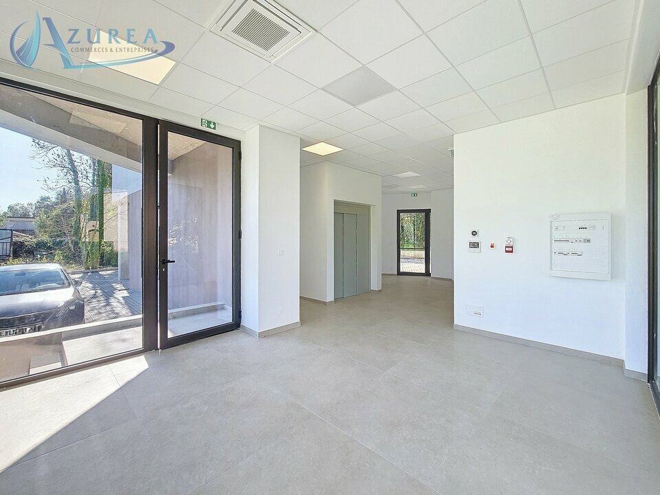 AZUREA COMMERCES   ENTREPRISES LOCATION-BUREAUX-LA_COLLE_SUR_LOUP-06