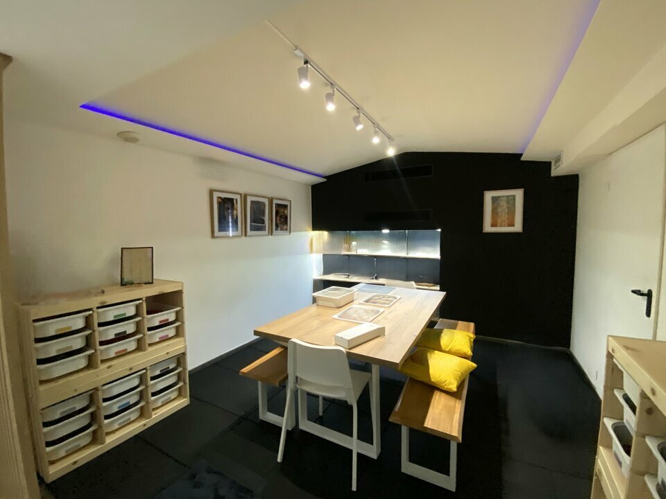 AZUREA COMMERCES   ENTREPRISES CESSION-LOCAL COMMERCIAL-NICE-06