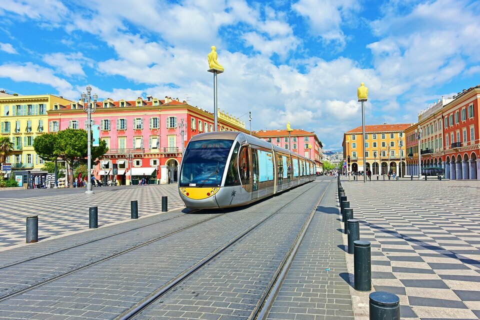 AZUREA COMMERCES   ENTREPRISES VENTE-FONDS DE COMMERCE-NICE-06