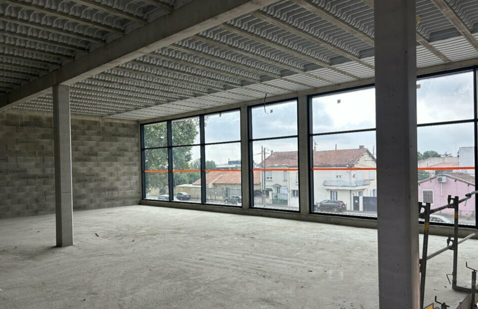 AZUREA COMMERCES   ENTREPRISES LOCATION-LOCAL COMMERCIAL-LUNEL-34