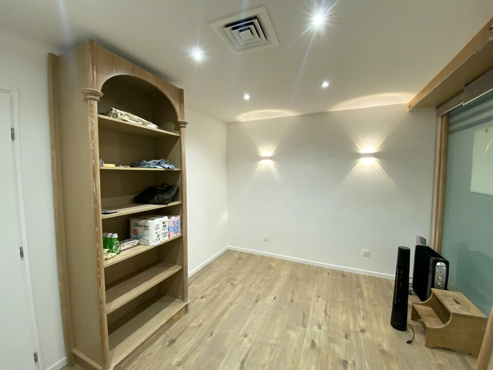 AZUREA COMMERCES   ENTREPRISES LOCATION-BUREAUX-CAGNES_SUR_MER-06
