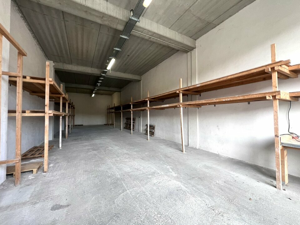 AZUREA COMMERCES   ENTREPRISES LOCATION-ENTREPOT-MOUGINS-06