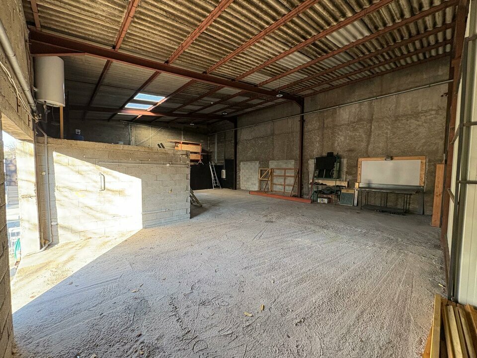 AZUREA COMMERCES   ENTREPRISES LOCATION-ENTREPOT-GRASSE-06