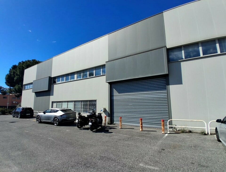 AZUREA COMMERCES   ENTREPRISES LOCATION-ENTREPOT-SAINT_LAURENT_DU_VAR-06