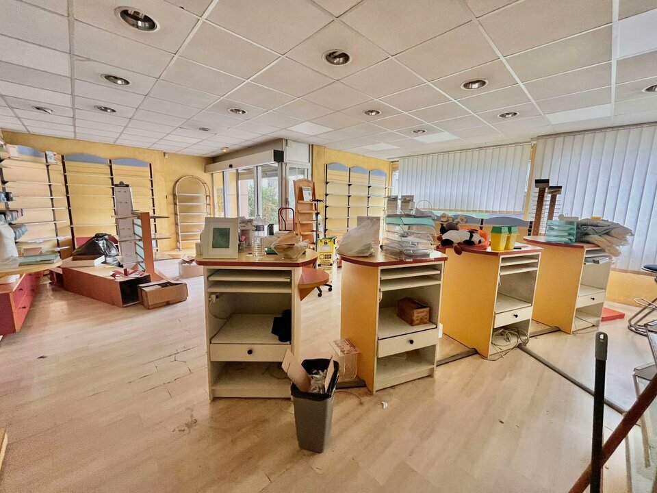 AZUREA COMMERCES   ENTREPRISES VENTE-LOCAL COMMERCIAL-JUAN_LES_PINS-06