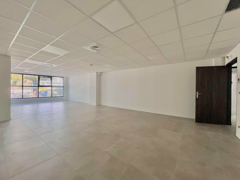 AZUREA COMMERCES   ENTREPRISES LOCATION-BUREAUX-VILLENEUVE_LOUBET-06