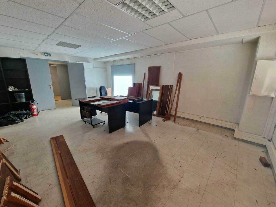 AZUREA COMMERCES   ENTREPRISES LOCATION-ENTREPOT-CARROS-06