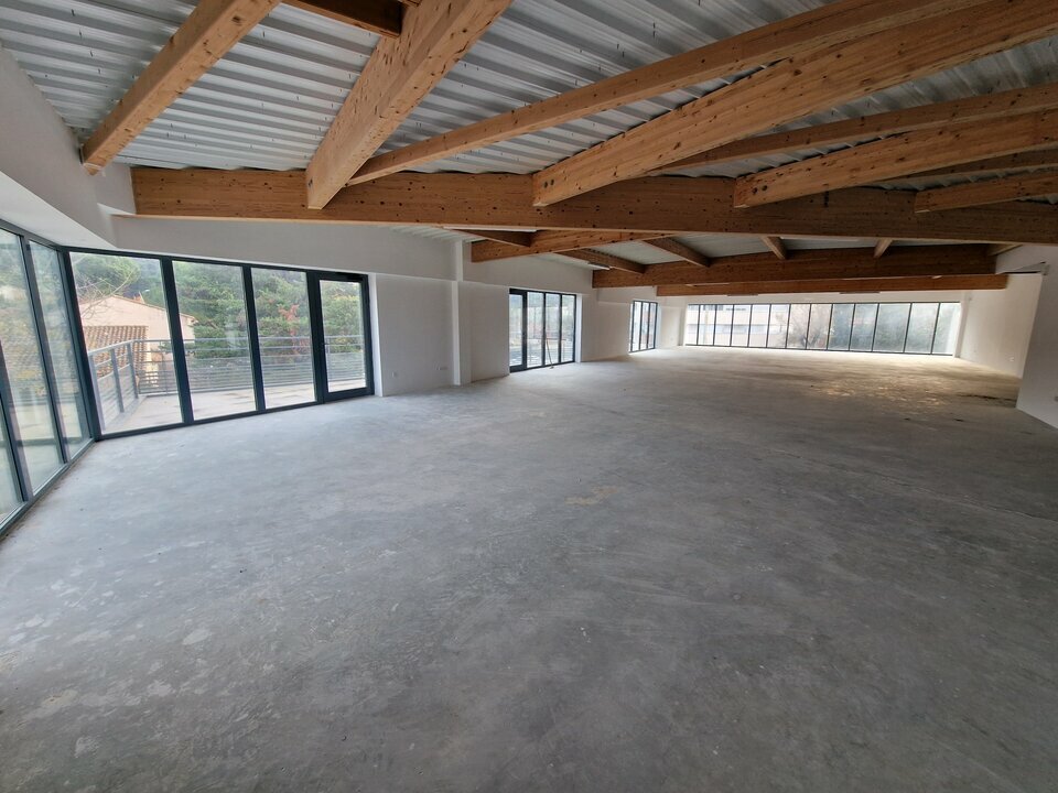 AZUREA COMMERCES   ENTREPRISES LOCATION-BUREAUX-LE_CANNET-06