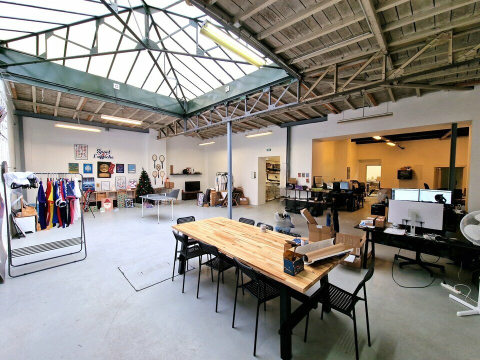 AZUREA COMMERCES   ENTREPRISES LOCATION-LOCAL COMMERCIAL-NICE-06