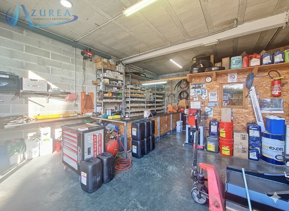 AZUREA COMMERCES   ENTREPRISES VENTE-ENTREPOT-LE_MUY-83