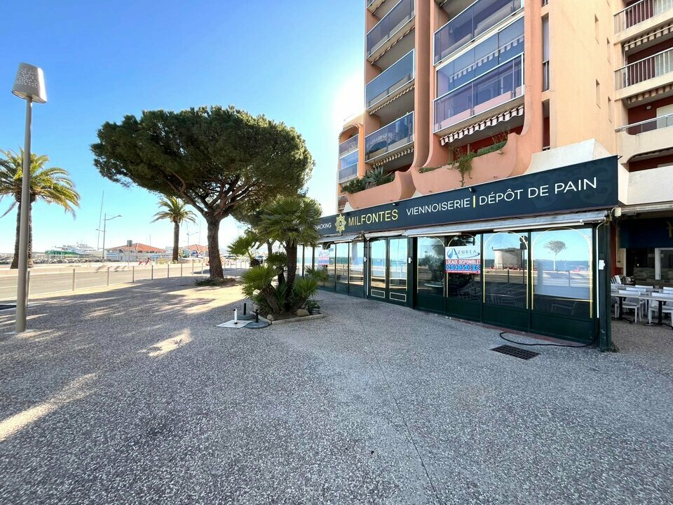 AZUREA COMMERCES   ENTREPRISES LOCATION-LOCAL COMMERCIAL-FREJUS-83