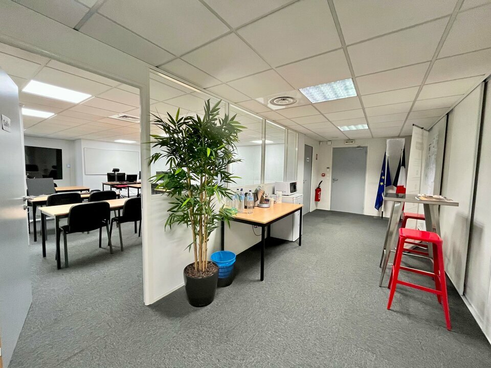 AZUREA COMMERCES   ENTREPRISES LOCATION-BUREAUX-NICE-06