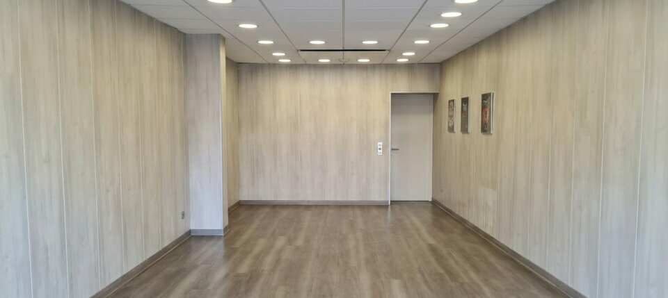 AZUREA COMMERCES   ENTREPRISES CESSION-LOCAL COMMERCIAL-ANTIBES-06