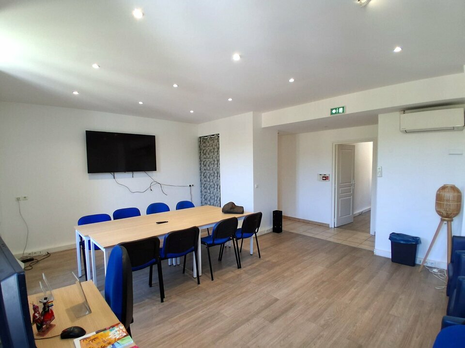 AZUREA COMMERCES   ENTREPRISES LOCATION-BUREAUX-NICE-06