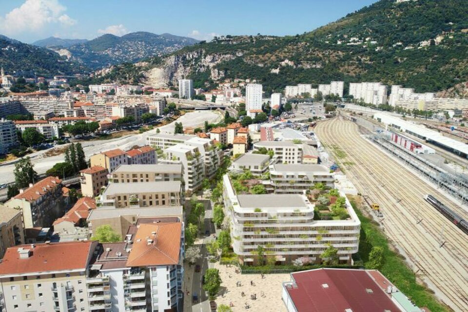 AZUREA COMMERCES   ENTREPRISES VENTE-LOCAL COMMERCIAL-NICE-06