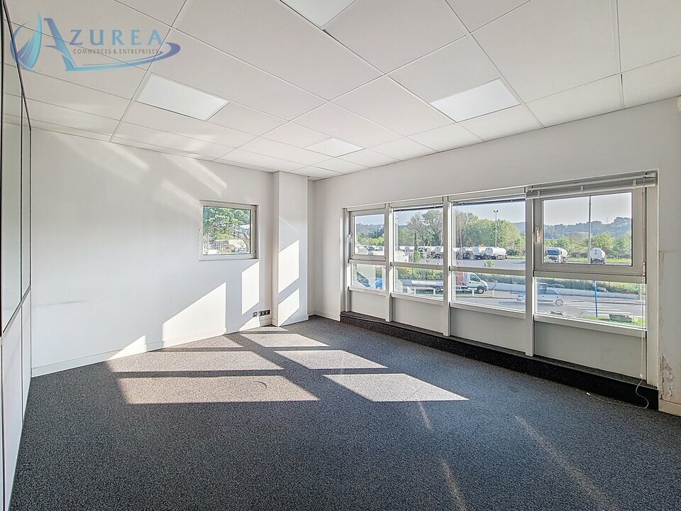 AZUREA COMMERCES   ENTREPRISES LOCATION-BUREAUX-MANDELIEU_LA_NAPOULE-06