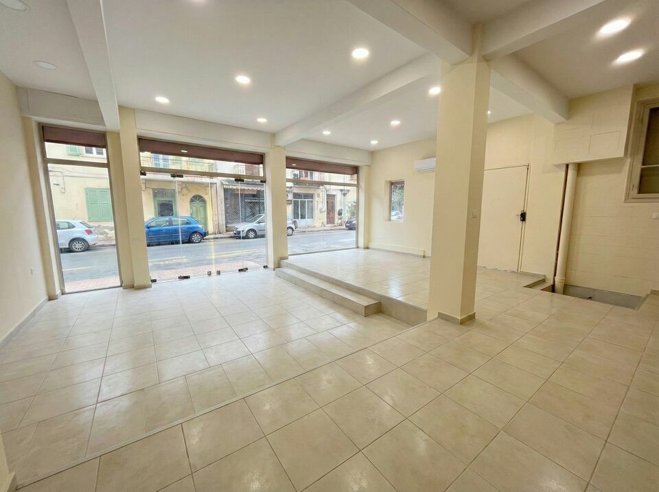 AZUREA COMMERCES   ENTREPRISES LOCATION-LOCAL COMMERCIAL-JUAN_LES_PINS-06