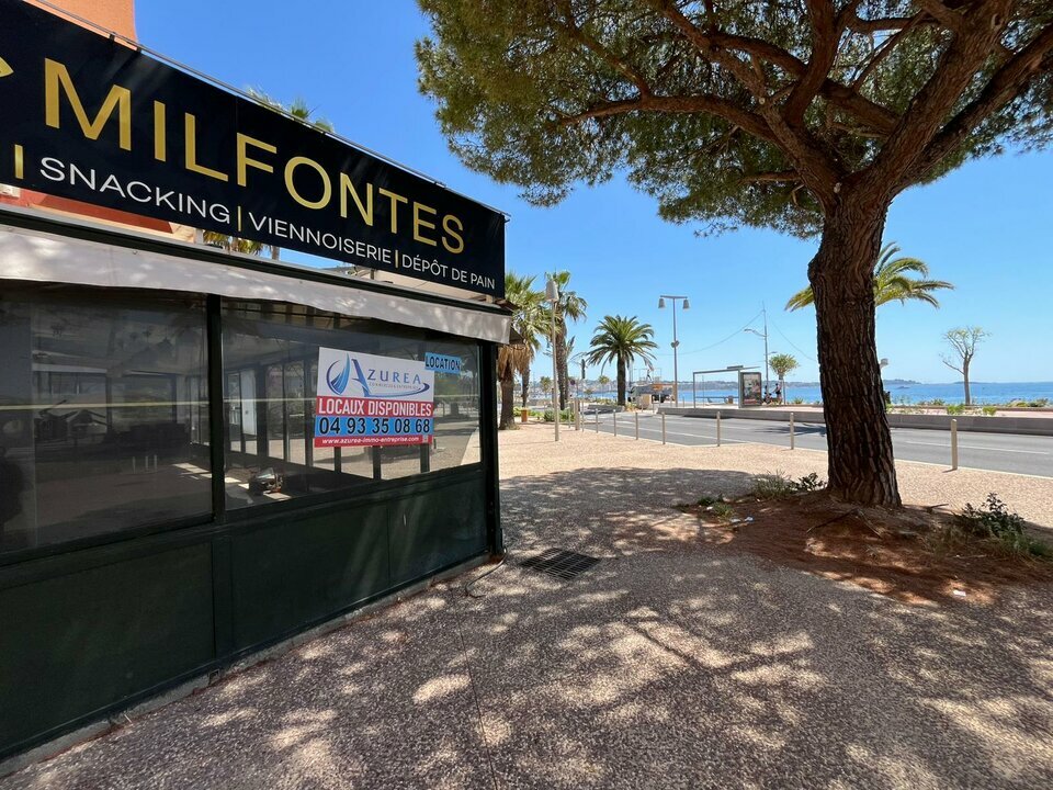 AZUREA COMMERCES   ENTREPRISES LOCATION-LOCAL COMMERCIAL-FREJUS-83
